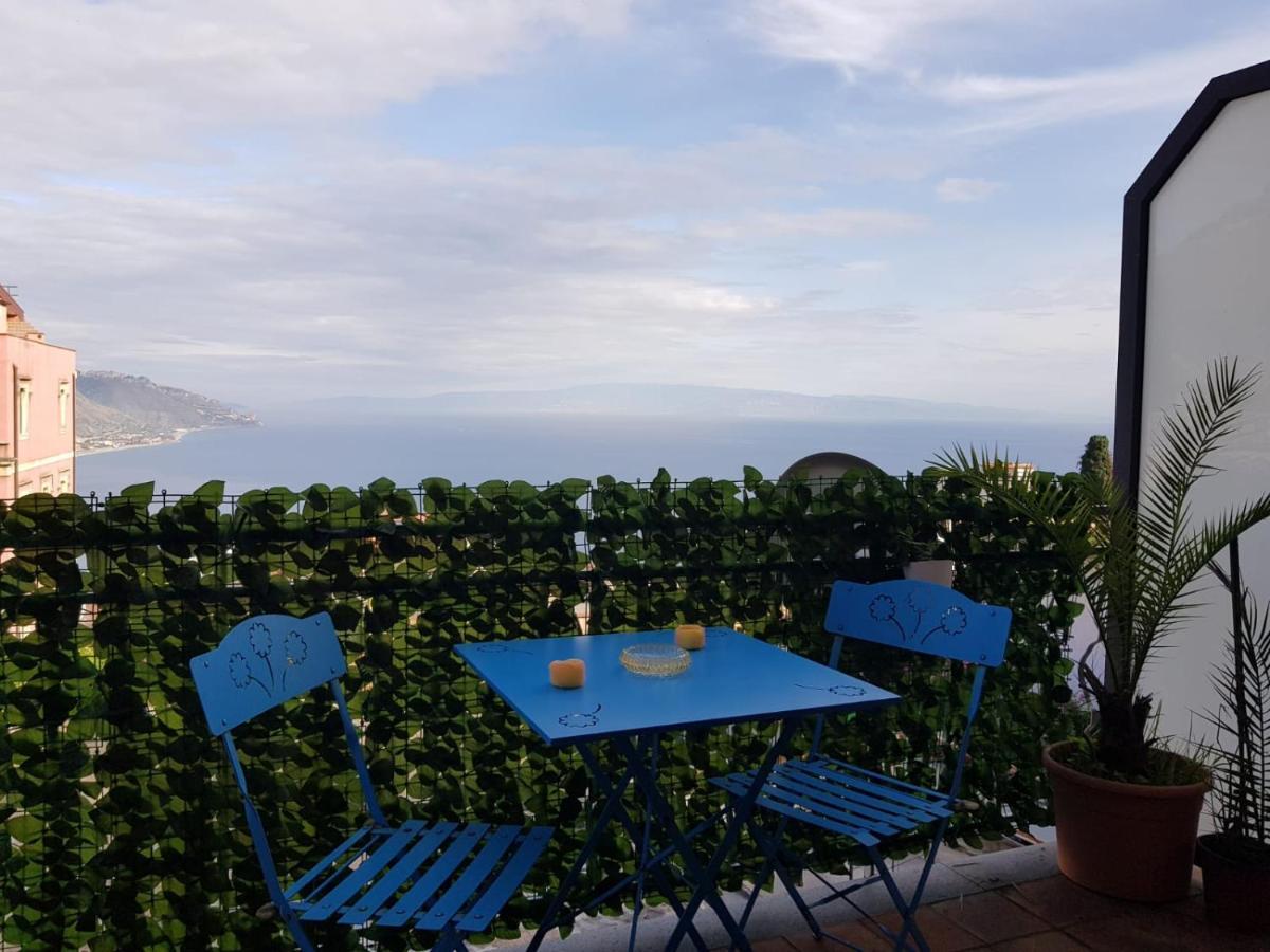 "Sea-See" Studio Taormina Center - Bellissima Vista Mare - Corner Kitchen Kültér fotó